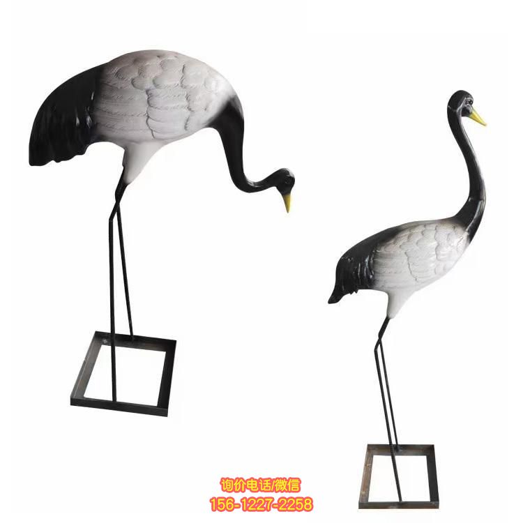 玻璃鋼仙鶴景觀雕塑，給你一個(gè)寧?kù)o的心靈空間