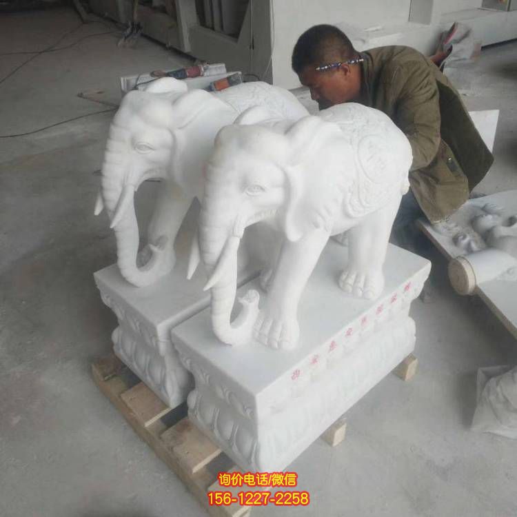 石雕小象，為你的別墅園林帶來絕佳裝飾