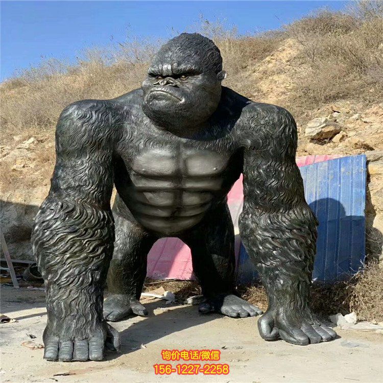 景區玻璃鋼仿真動物大猩猩雕塑