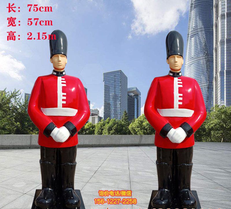 步行街酒店擺放卡通玻璃鋼迎賓人物雕塑