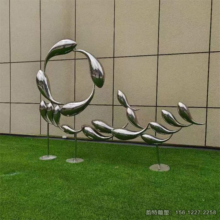 不銹鋼魚(yú)雕塑114