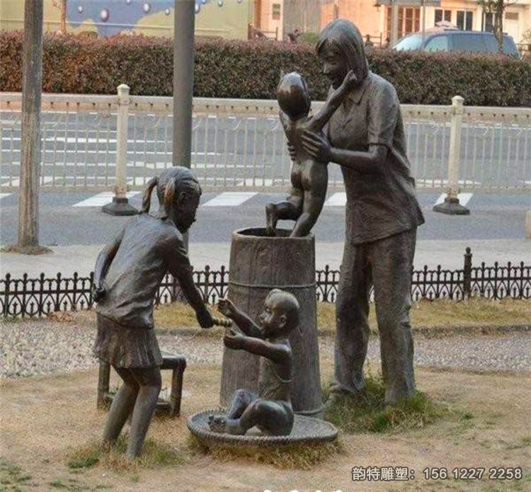 母子情雕塑01 母子情雕塑01