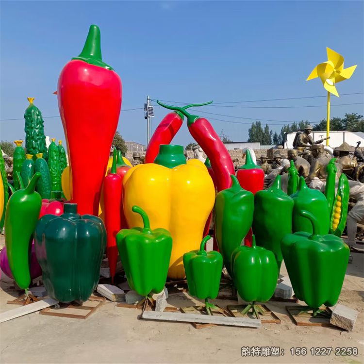 柿子椒雕塑真實(shí)案例 玻璃鋼仿真辣椒雕塑